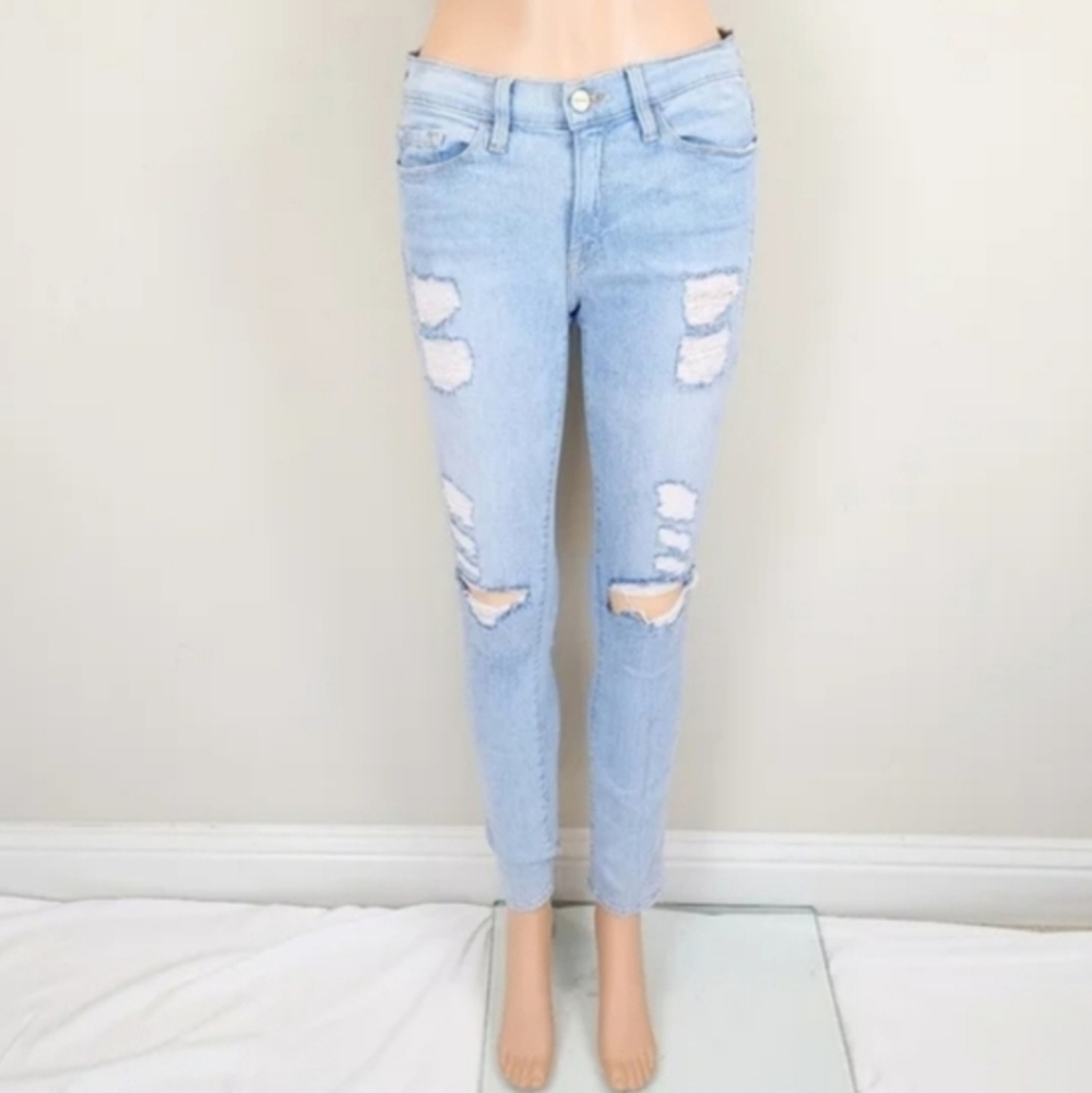 Frame Denim Le Skinny de Jeanne Distressed Jeans Pants